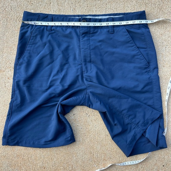 Under Amour Men’s Navy Blue Golf Shorts Waist 36 - Picture 7 of 9
